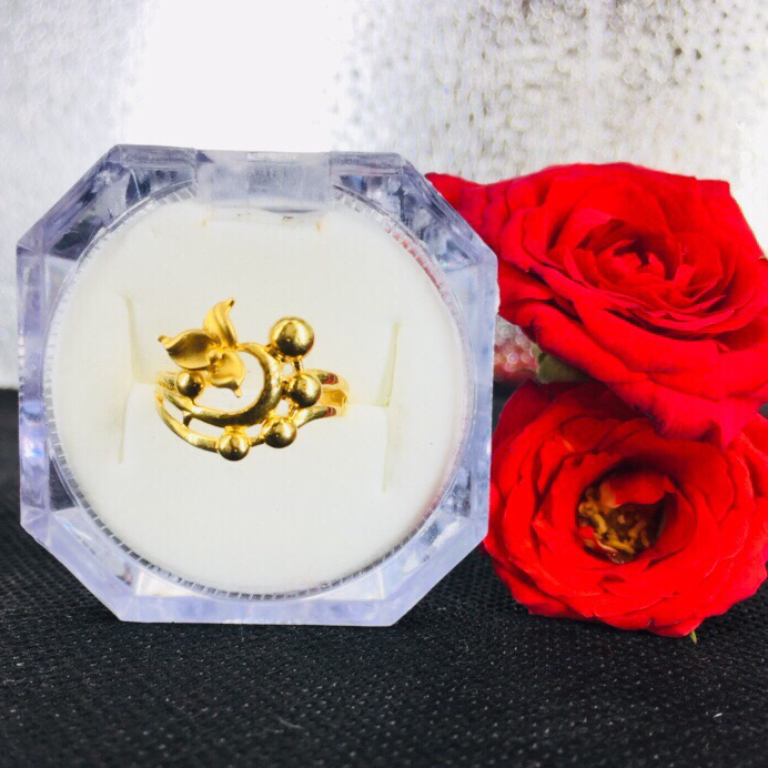 Gold Fancy Ring