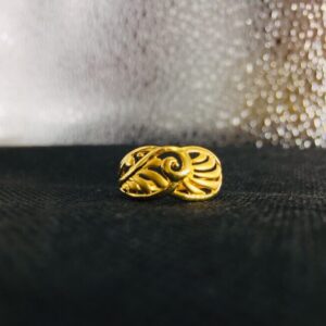 Gold Ladies Stylish Fancy Ring