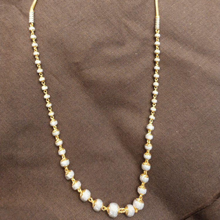 Laser cut ladies gold chain 916 hallmark - Image 2