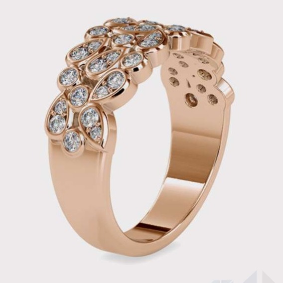 3.01 gms 18k gold ring with 1.62 ct emerald and round diamonds prongs