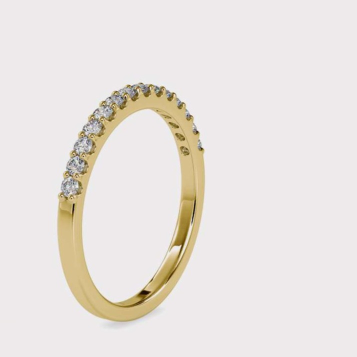 Shared prong single line band Bracelet in 18k rose gold,yellow gold