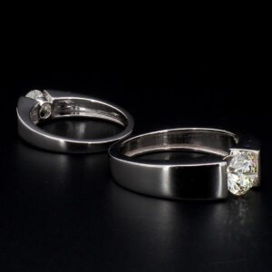 Couple ring with round brilliant 2 d vs1 lab grown diamond