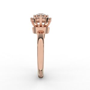 Queen Solitaire Beautiful Ring