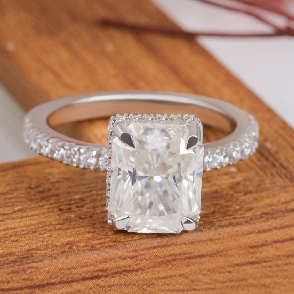 2.89ct Radiant Moissanite Lovely Diamond Ring