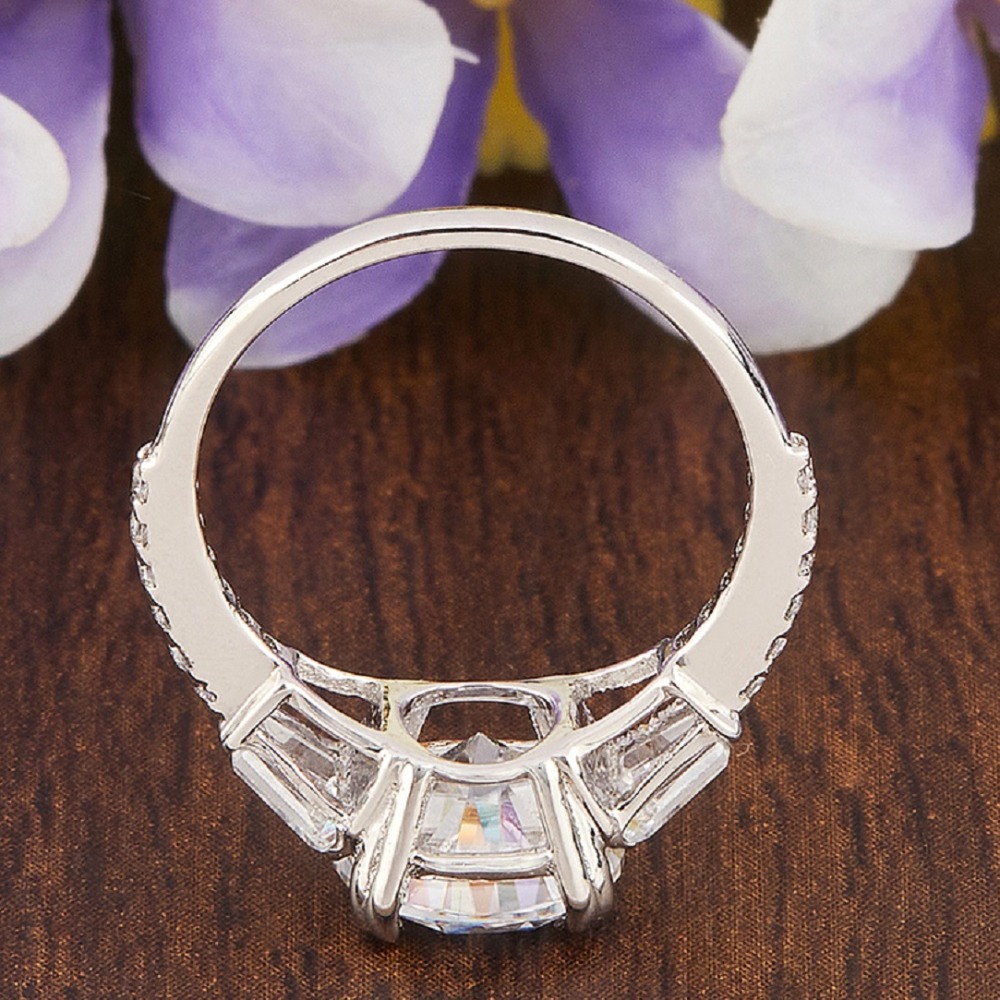 1.89ct Round Moissanite Diamond Ring for Girls