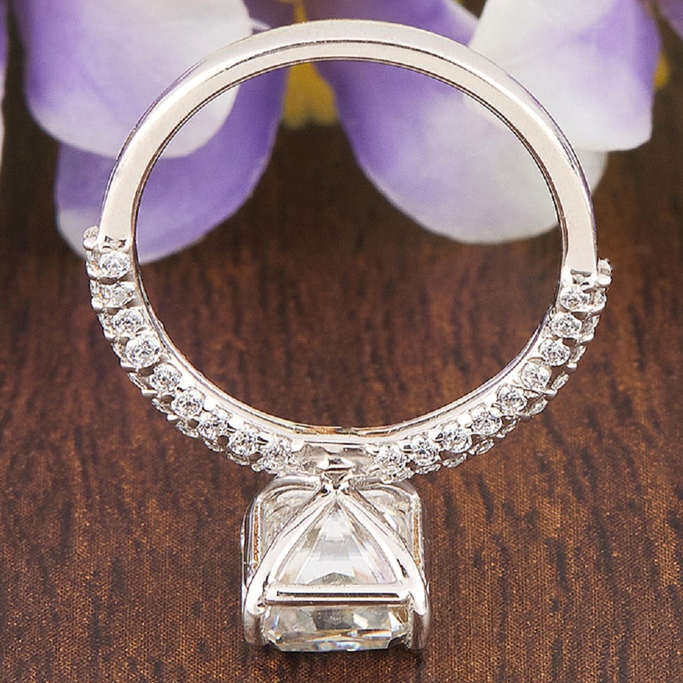 2.60ct Radiant Cut Moissanite Diamond Ring