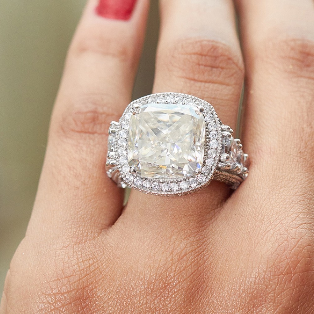 10.43ct Cushion Cut Moissanite Diamond Ring for Wedding