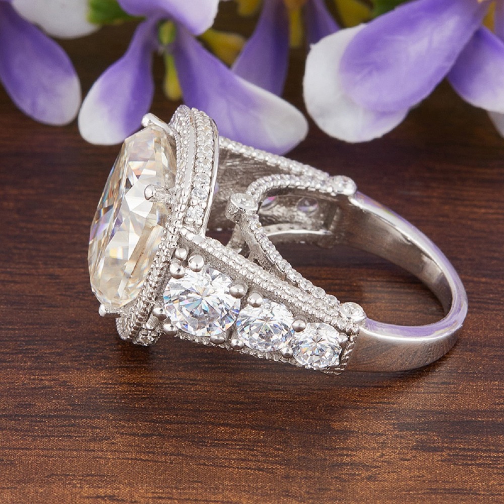 10.43ct Cushion Cut Moissanite Diamond Ring for Wedding