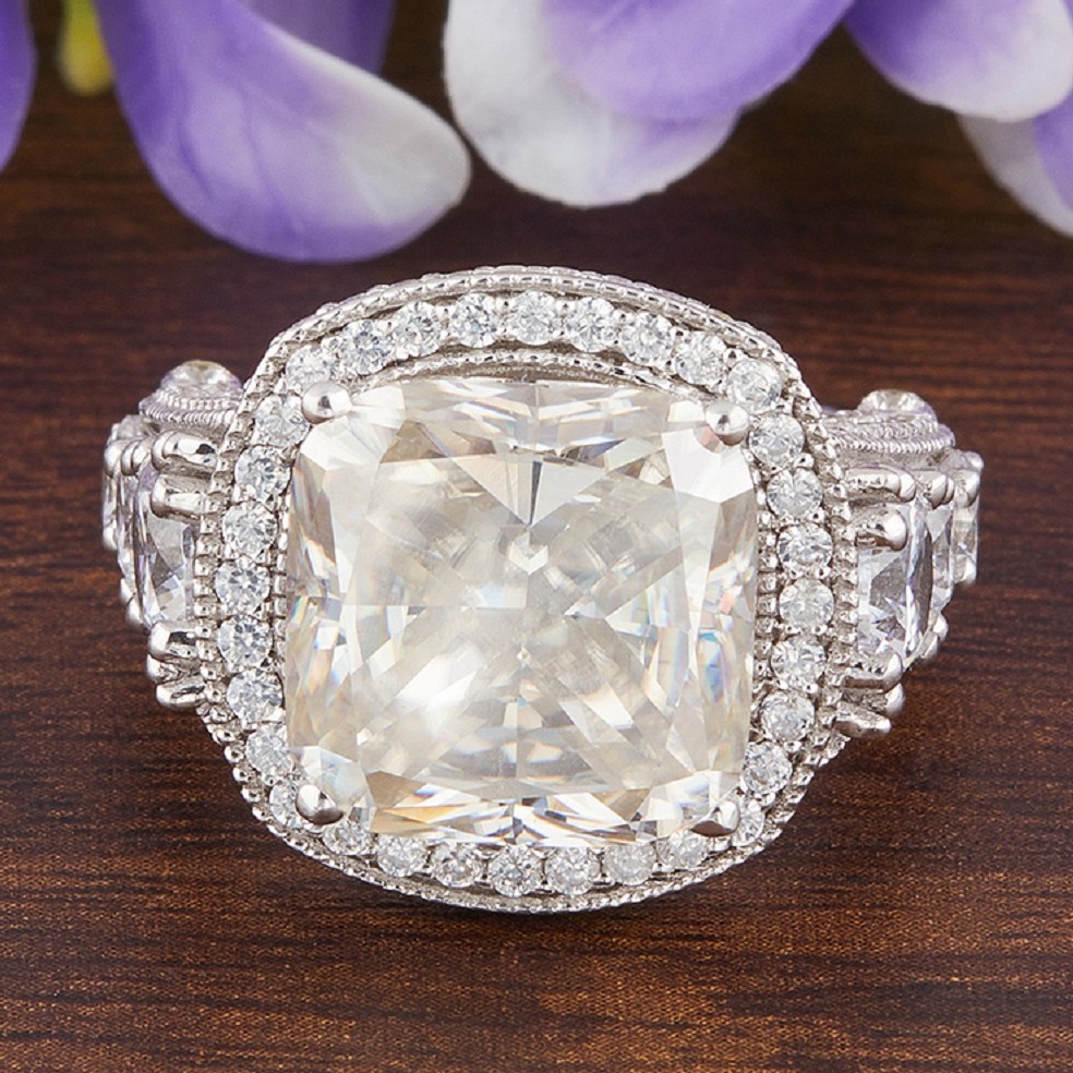 10.43ct Cushion Cut Moissanite Diamond Ring for Wedding