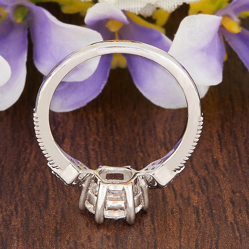Round moissanite silver ring for girls