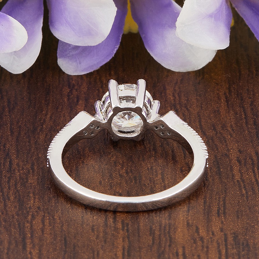 Round moissanite silver ring for girls