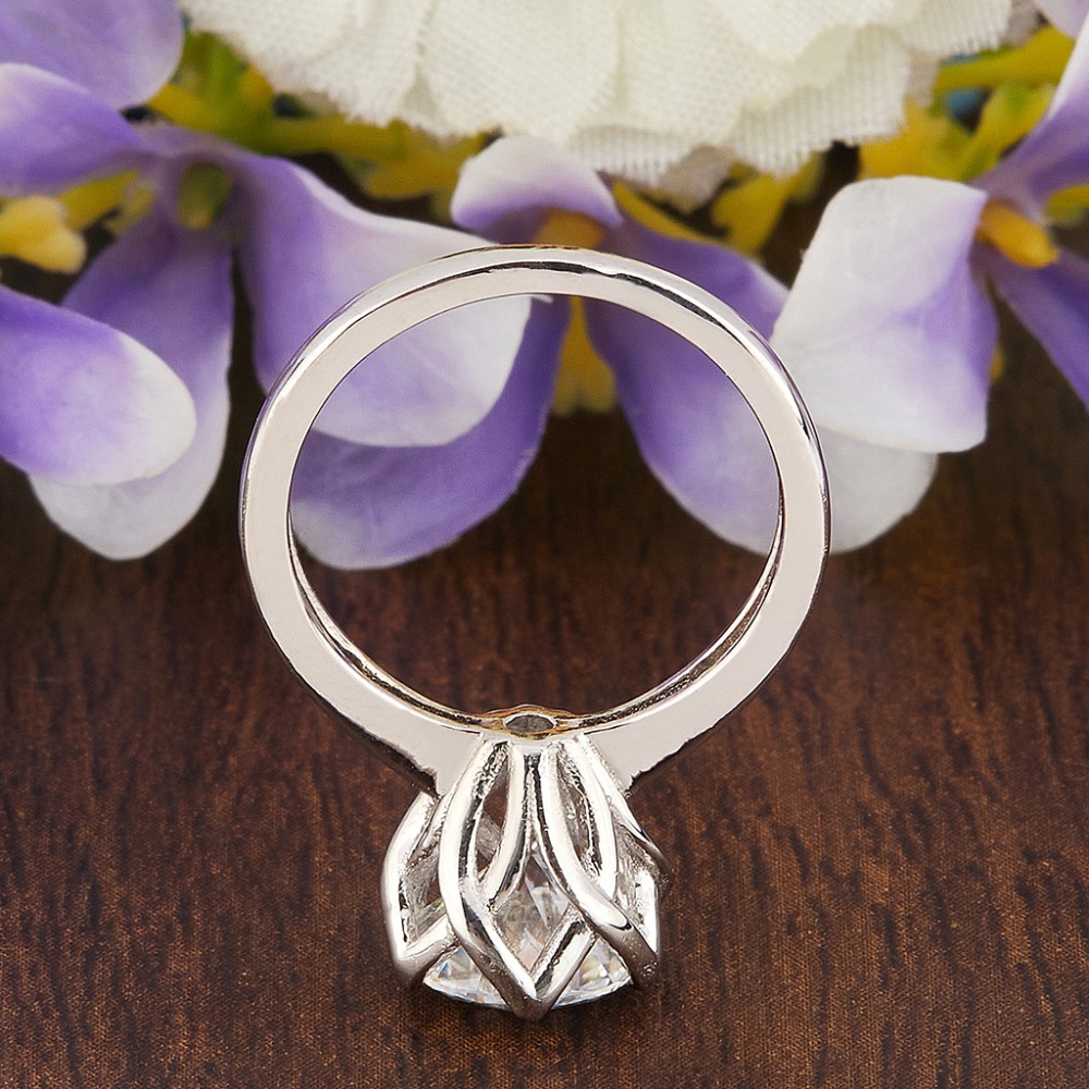 solitaire Moissanite Diamond Ring in Silver