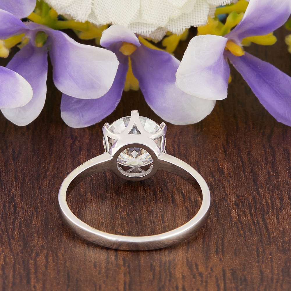 Round Moissanite Silver Diamond Ring