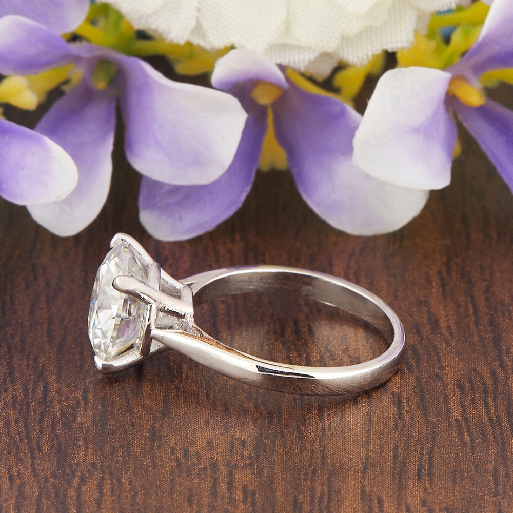 2.60ct Round Moissanite Silver Ring for valentine Gift