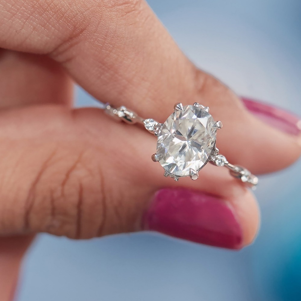 2.05ct Oval Engagement Ring in Platinum