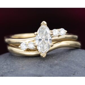 916 gold marquise Cut diamond ring