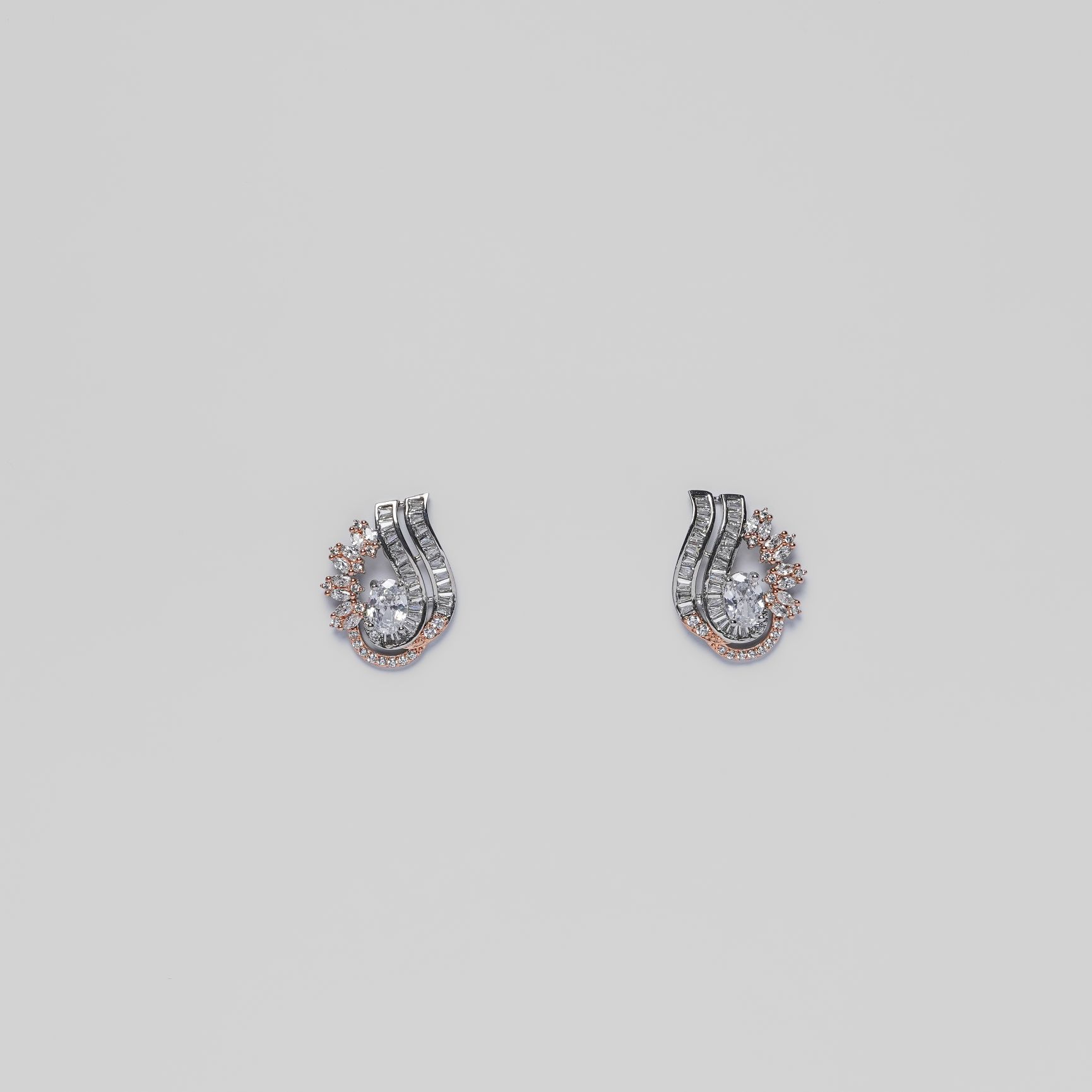 Rositaa 4 Leaf Century Brooch Earring