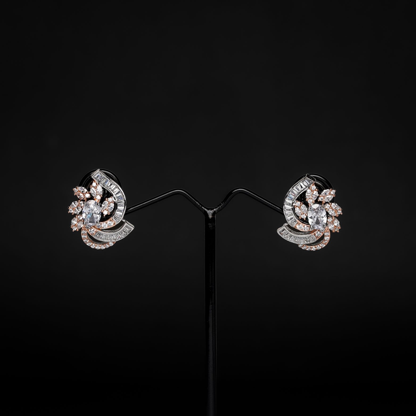 Gold & Silver Double Tone Broach Earring