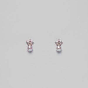 Rositaa Attractive Rose Gold Crown With Pearl Earring