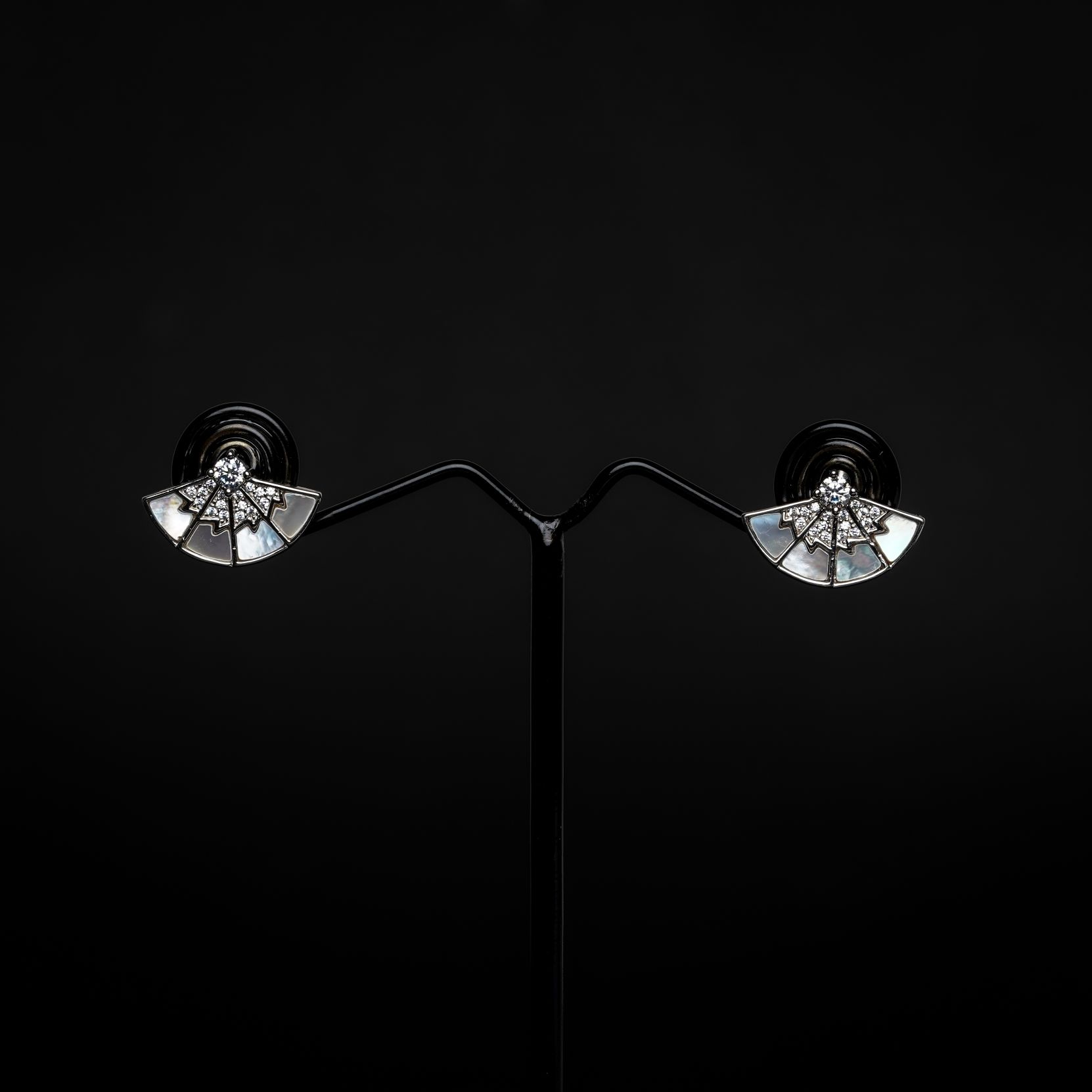 Rositaa Silver Classic Fan Zircon Earring