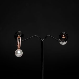 Rositaa Rose Gold Glam Pearl Earring