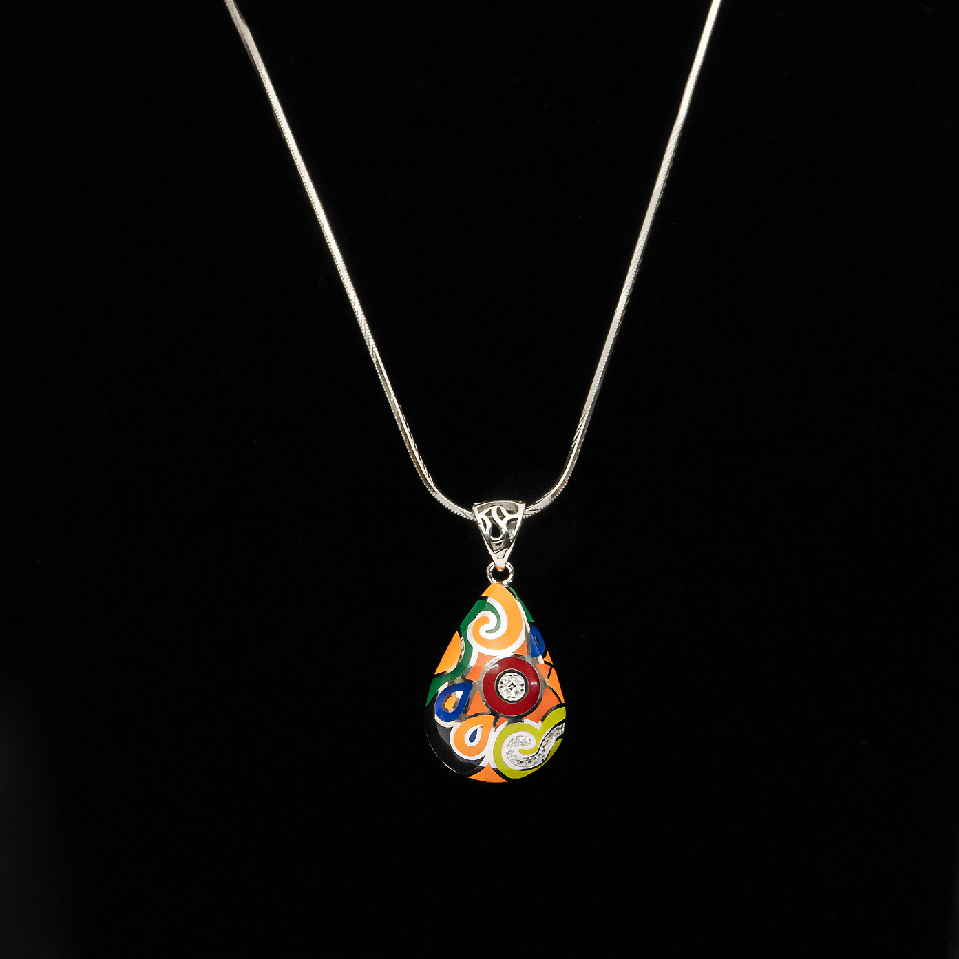 Rositaa Stunning Pendant Set