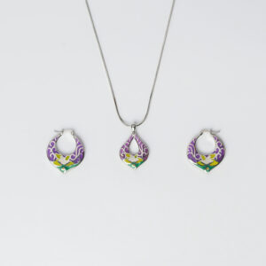 Beautiful Mother Of Pearl Pendant Set
