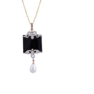 18K Gold Lab Grown Diamond with Black Stone Pendant Chain
