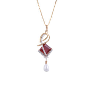 18Kt Gold Lab Grown Diamond With Ruby Stone Pendant Chain