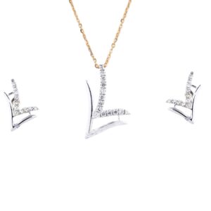 18K Gold Lab Grown Diamond Pendant Set