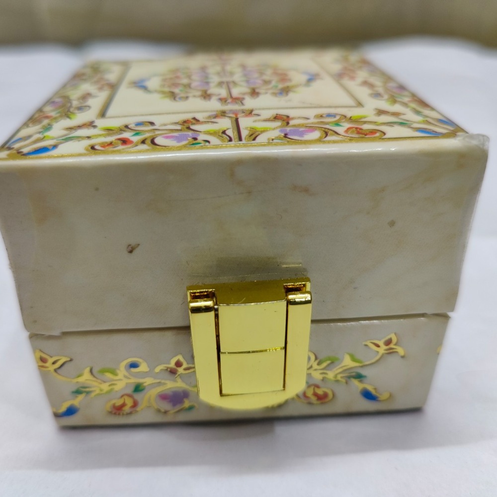 Ring tops fancy led jewellery box