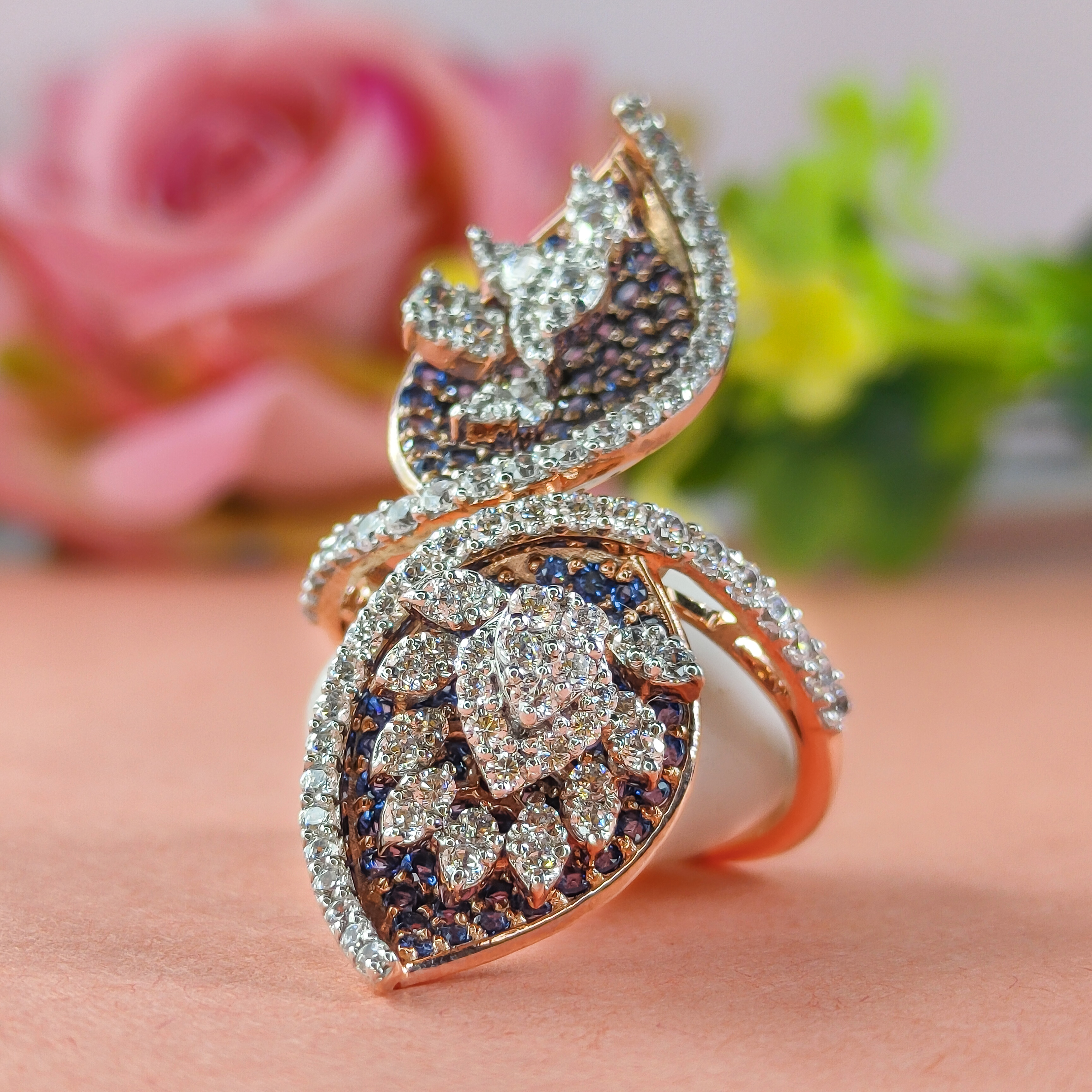 14K Gold Dazzling Diamond Ring JLR39