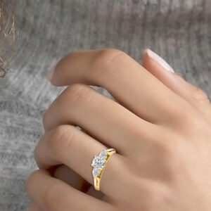 14K Gold Stunning Diamond Ring JLR17