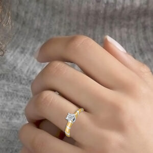 14K Gold Floral Diamond Ring JLR14