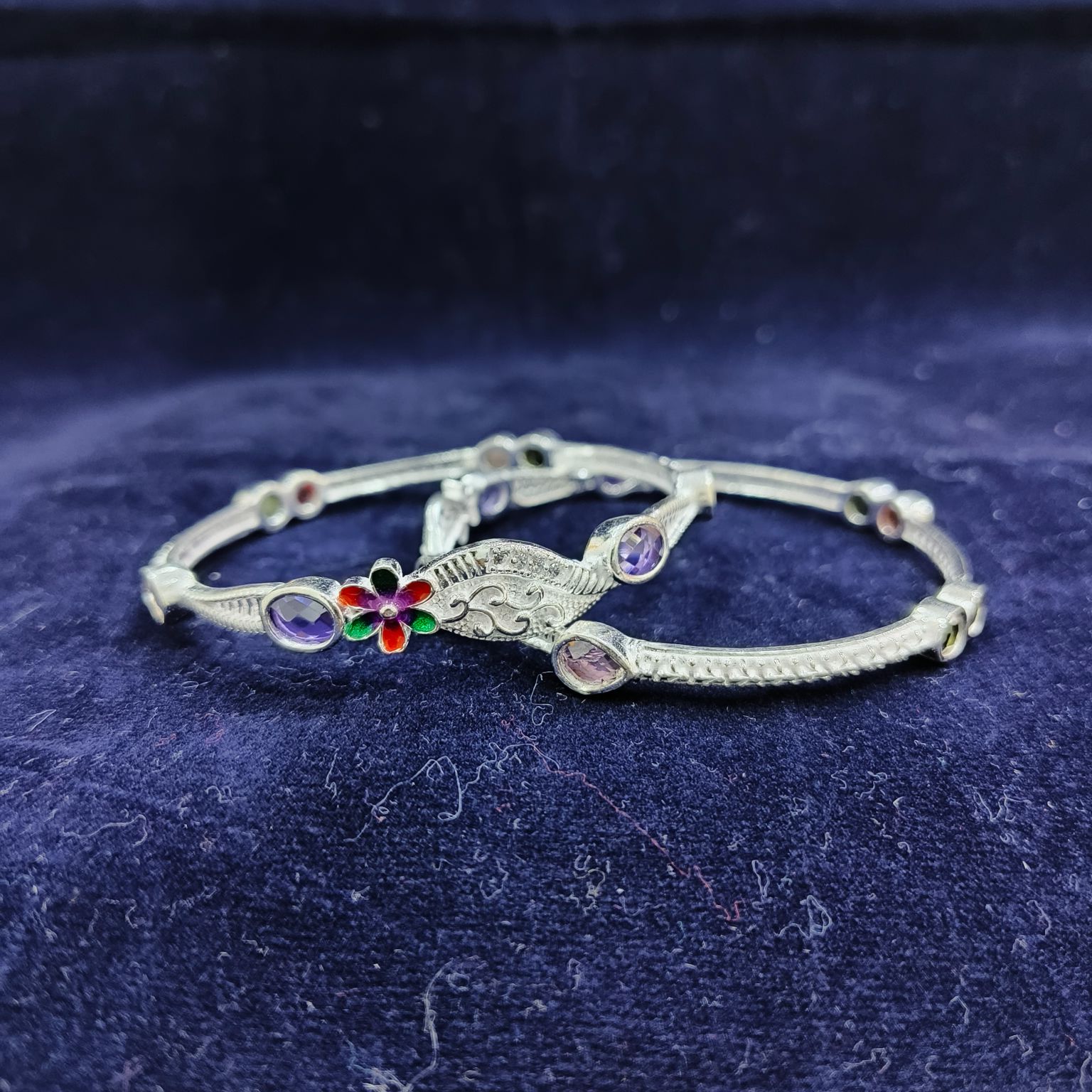 Silver Flower Design Colorful Bangle