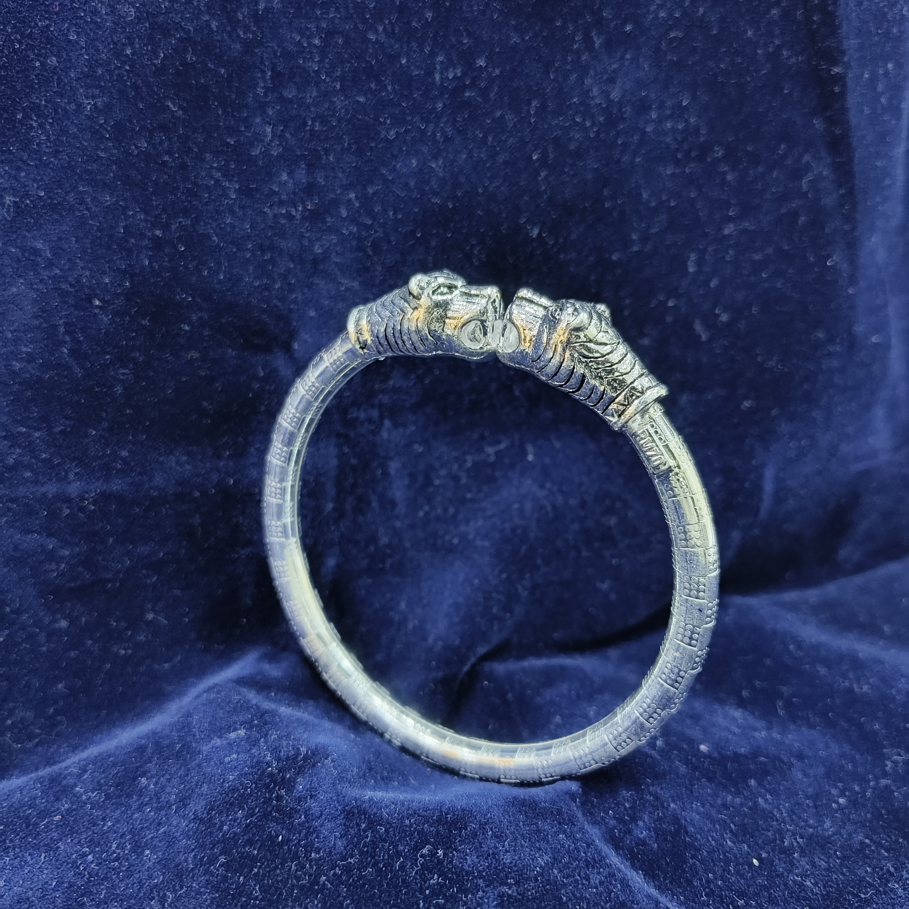 Silver Tiger Design Mens Kada