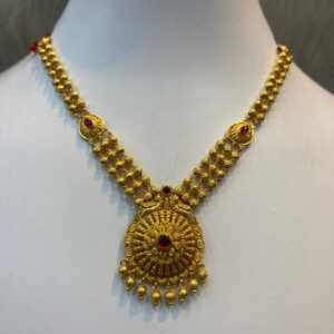 916 Gold Dazzling Short Necklace