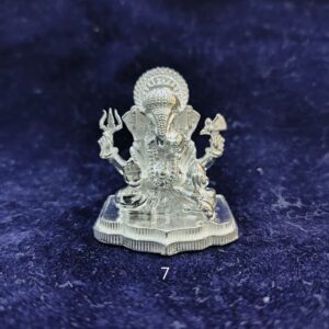 Silver dagdusheth ganpati murti