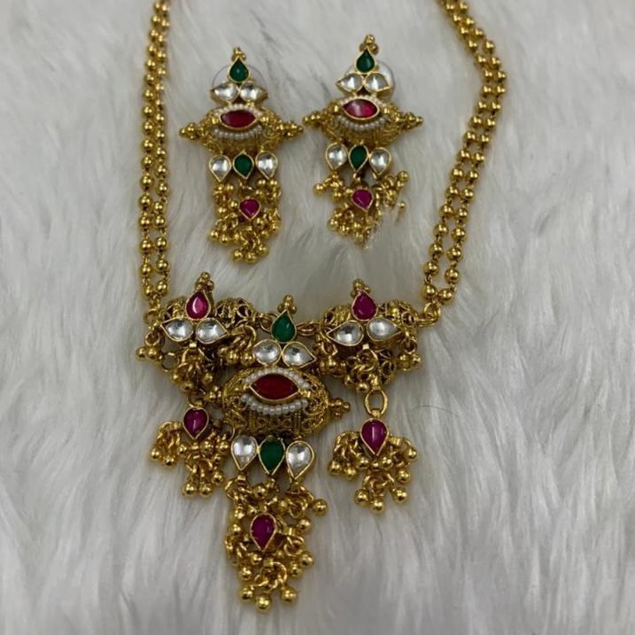 Women necklace set