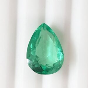 5.35ct drop natural green emerald panna