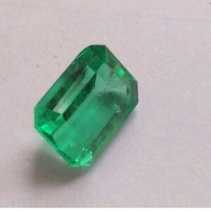 2.87ct emerald-cut green emerald-panna