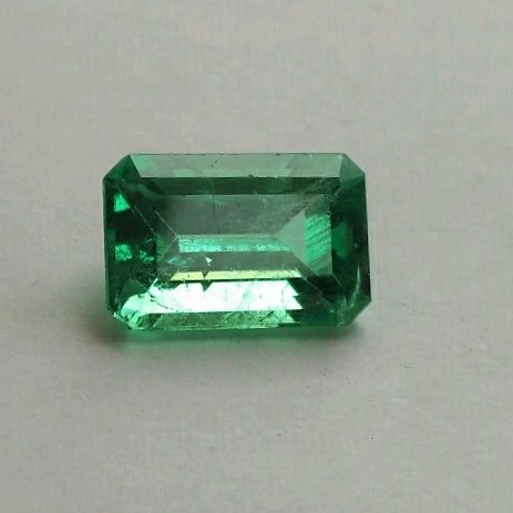 3.56ct emerald-cut green emerald-panna