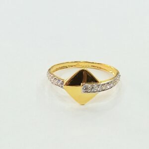 916 HM FANCY DIAMOND  LADIES RING