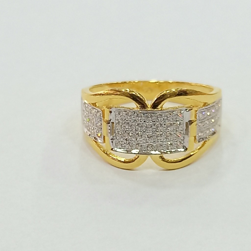 916 HM FANCY DIAMOND GENTS RING