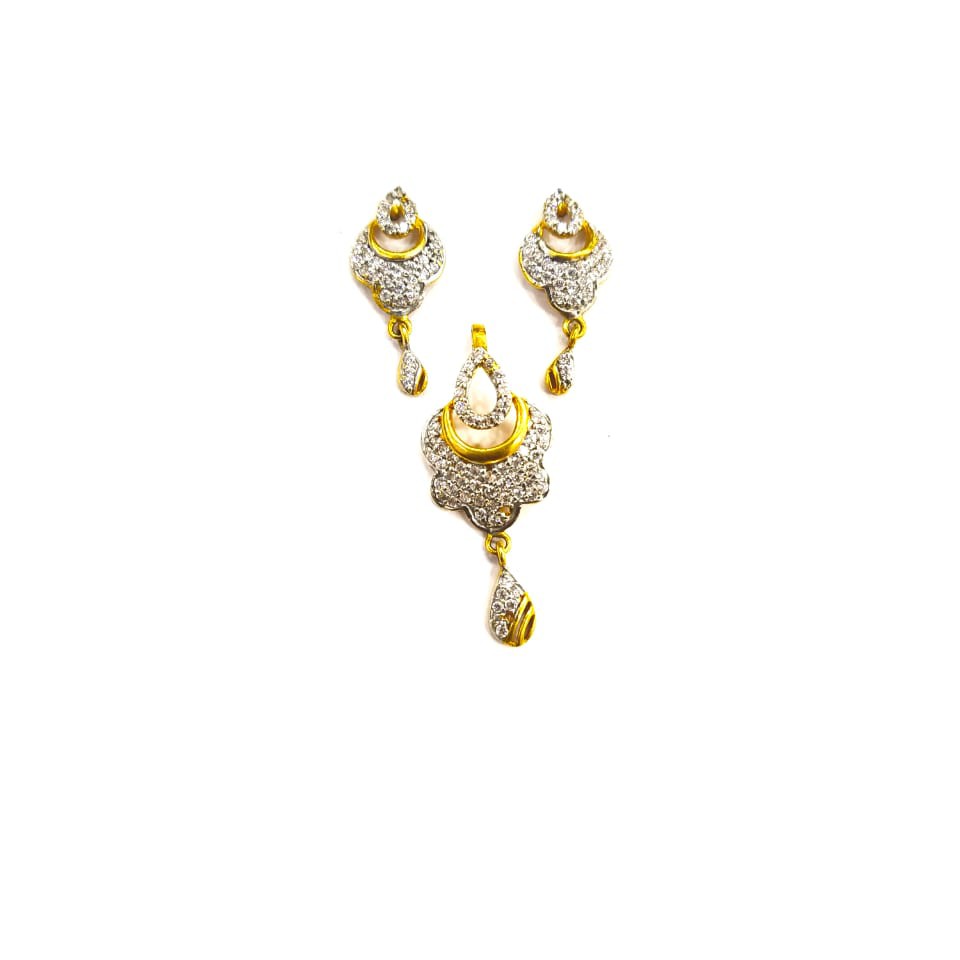 916HM GOLD FANCY LADIES PENDANT SET