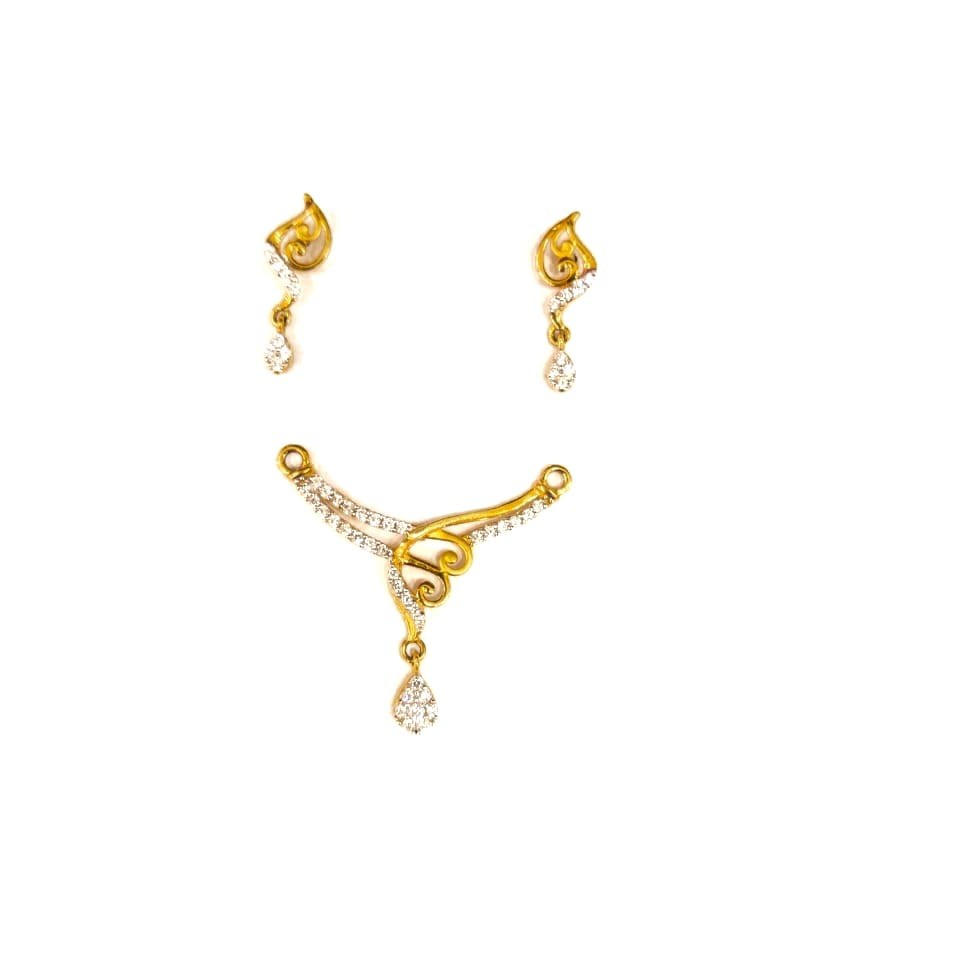 916 HM GOLD FANCY LADIES PENDANT SET