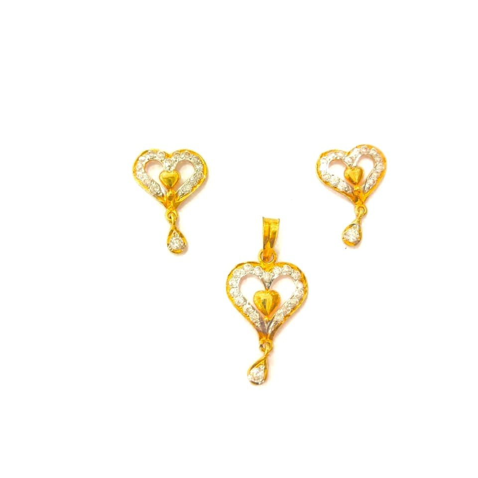 916HM GOLD FANCY LADIES PENDANT SET