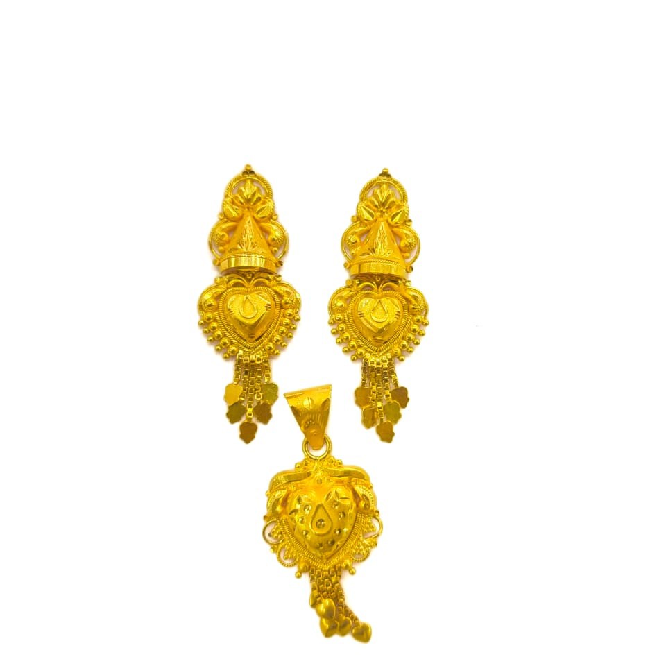 916HM GOLD FANCY LADIES PENDANT SET