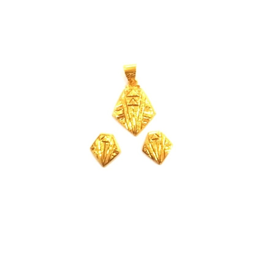 916HM GOLD FANCY LADIES PENDANT SET