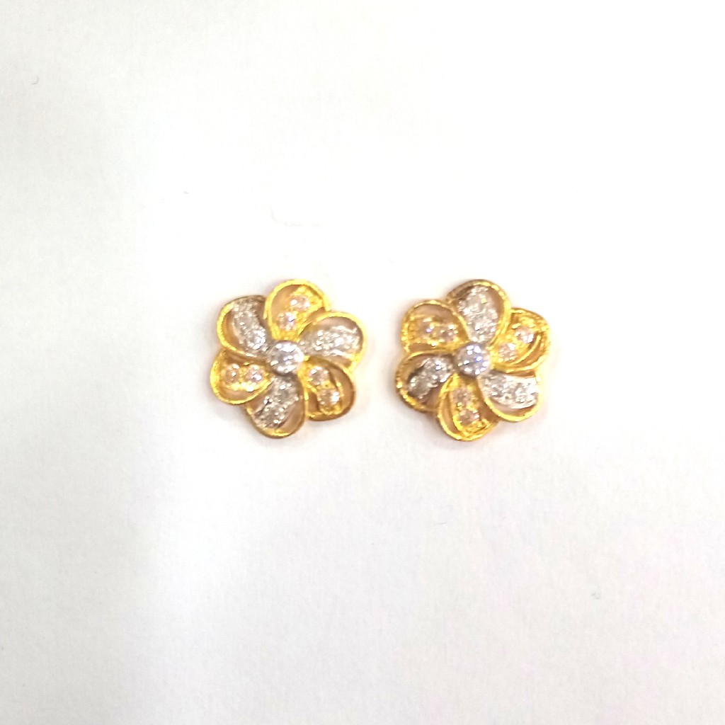 22K GOLD FANCY DIAMOND LADIES EARRINGS